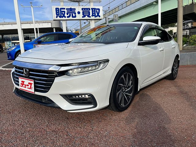 INSIGHT sedan