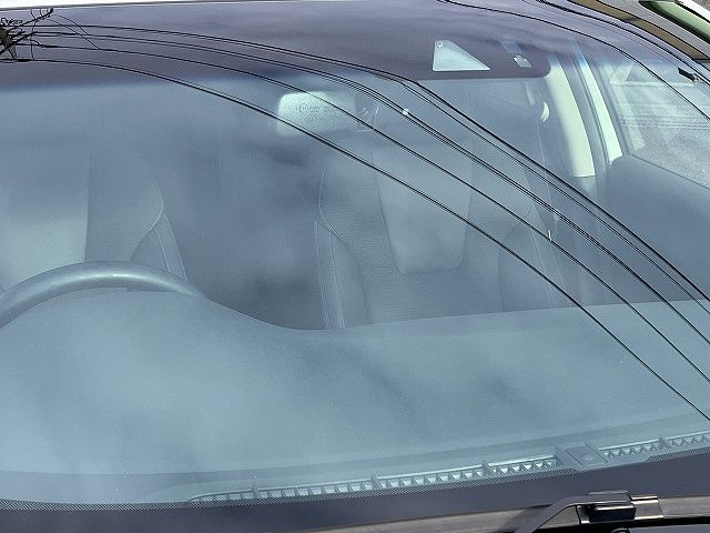 INSIGHT sedan
