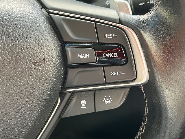 INSIGHT sedan