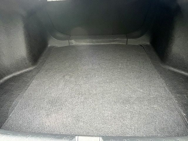 INSIGHT sedan