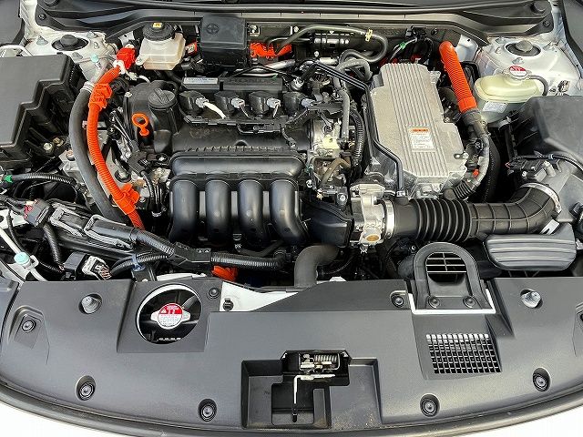 INSIGHT sedan