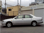 BLUEBIRD sedan