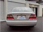 BLUEBIRD sedan