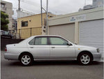 BLUEBIRD sedan