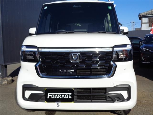 N-BOX CUSTOM 4WD
