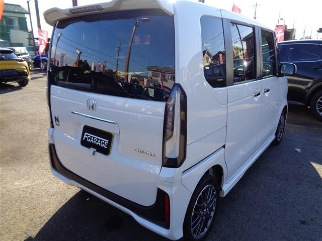 N-BOX CUSTOM 4WD