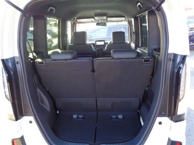 N-BOX CUSTOM 4WD