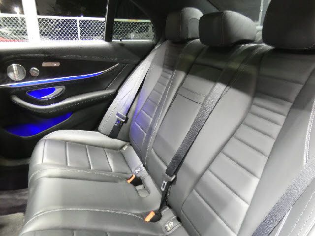 MERCEDES BENZ E class sedan