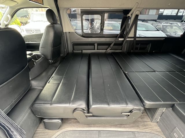 HIACE wagon