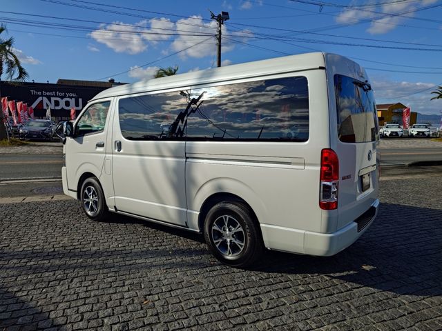 HIACE van 2WD