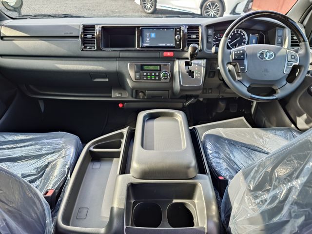HIACE van 2WD