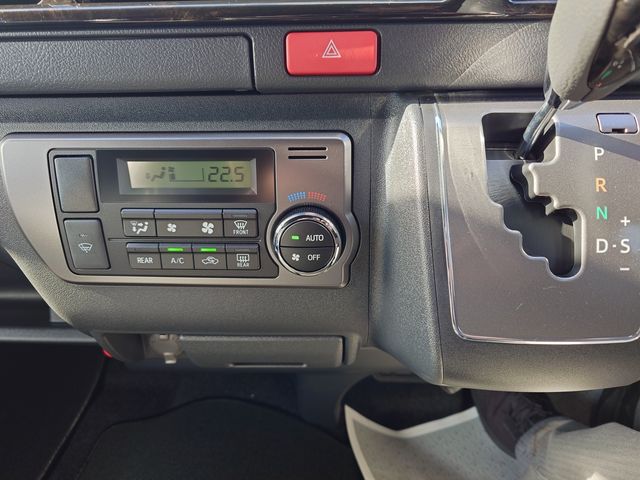 HIACE van 2WD