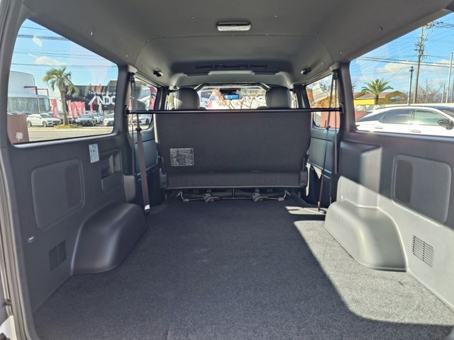 HIACE van 2WD