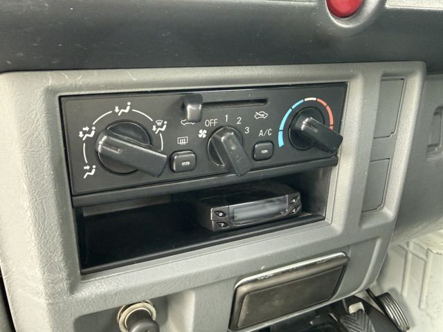MINICAB van