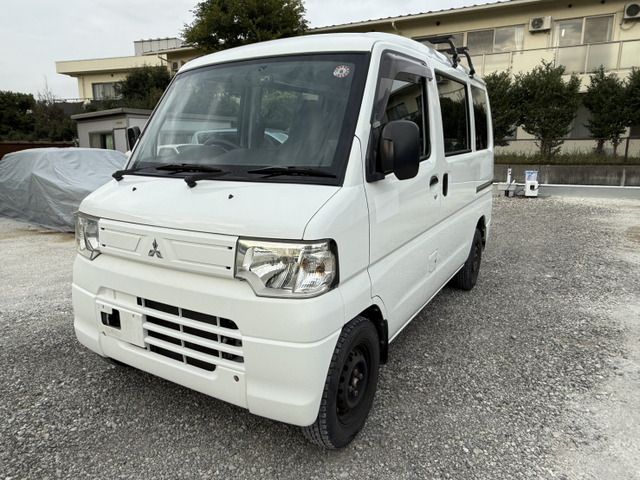 MINICAB van