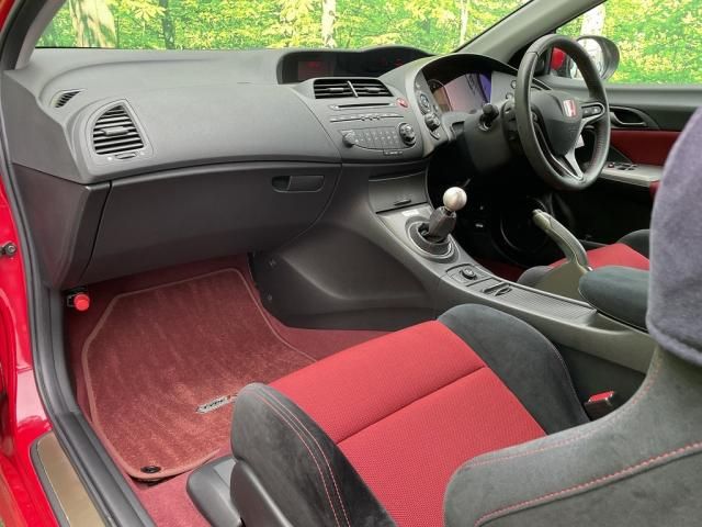 CIVIC hatchback