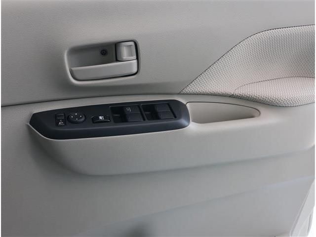 eK SPACE 4WD