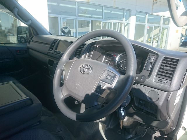 HIACE van 2WD