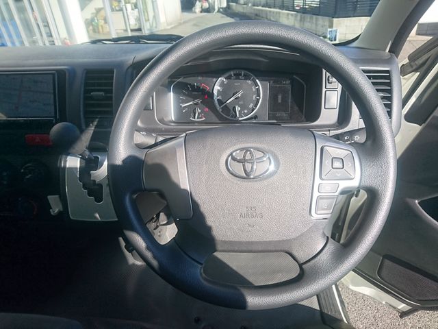 HIACE van 2WD