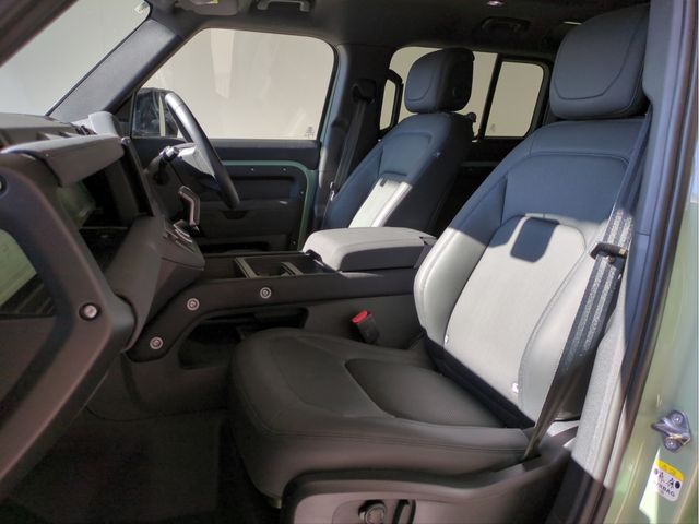 ROVER DEFENDER