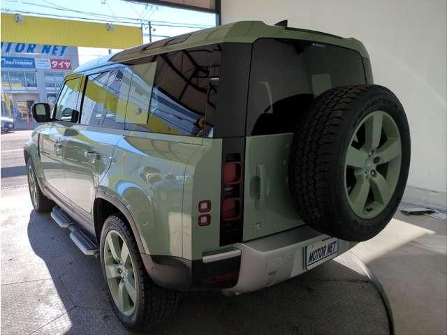 ROVER DEFENDER