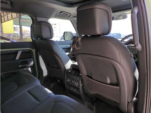 ROVER DEFENDER