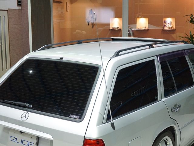 MERCEDES BENZ E class stationwagon