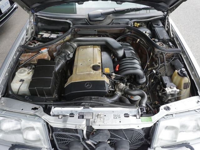 MERCEDES BENZ E class stationwagon