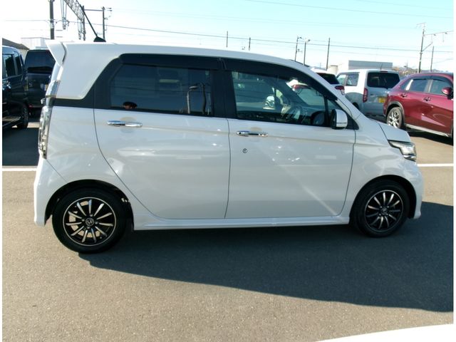 N-WGN CUSTOM