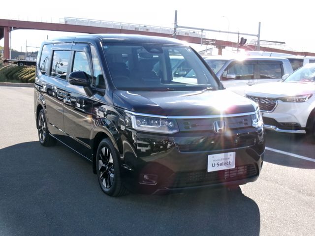 STEPWAGON e:HEV
