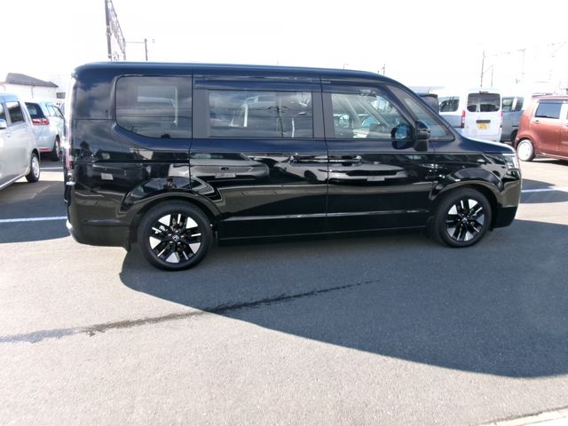 STEPWAGON e:HEV