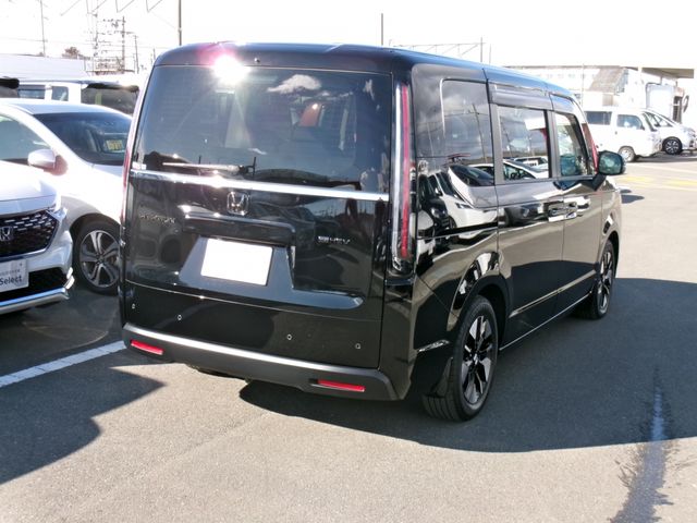 STEPWAGON e:HEV
