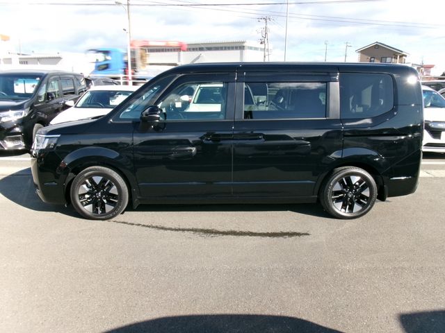 STEPWAGON e:HEV