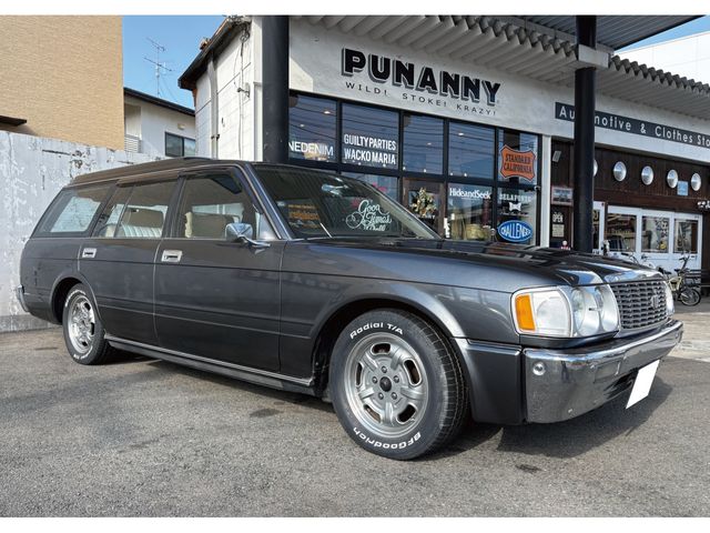 CROWN WAGON