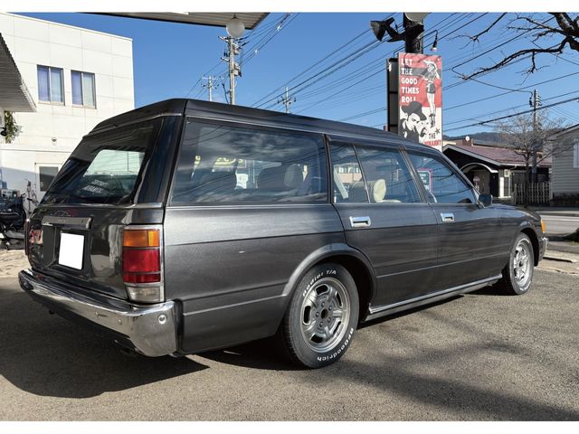 CROWN WAGON
