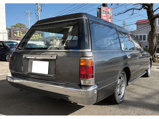 CROWN WAGON