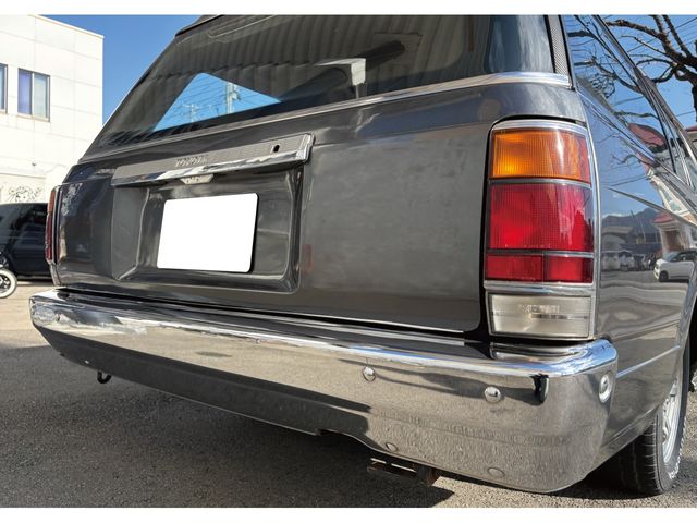 CROWN WAGON