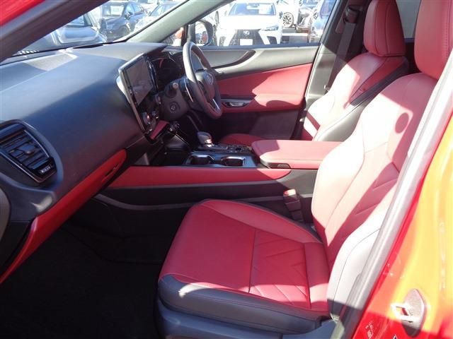 LEXUS NX450h+ AWD