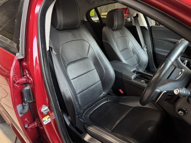 JAGUAR XE series