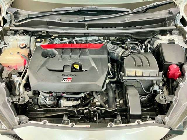 GR YARIS