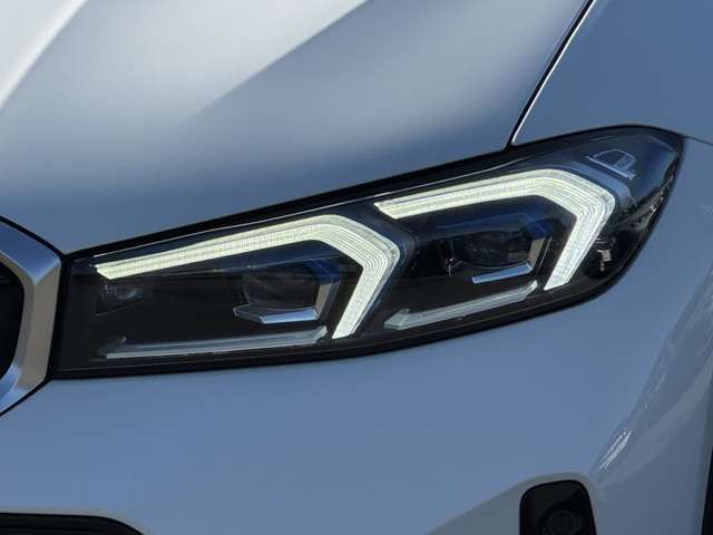 BMW 3 Series sedan