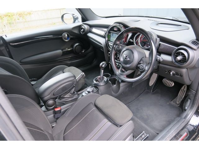 BMW MINI