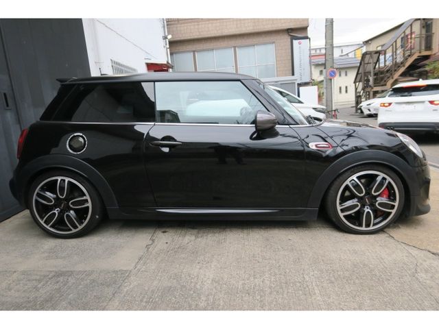 BMW MINI