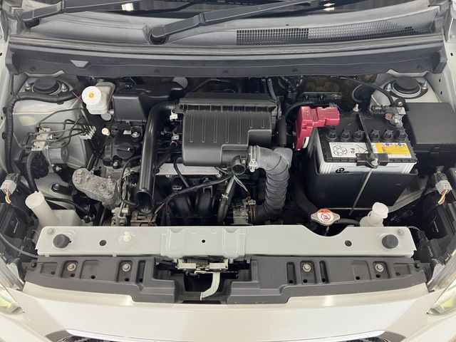 MIRAGE hatchback