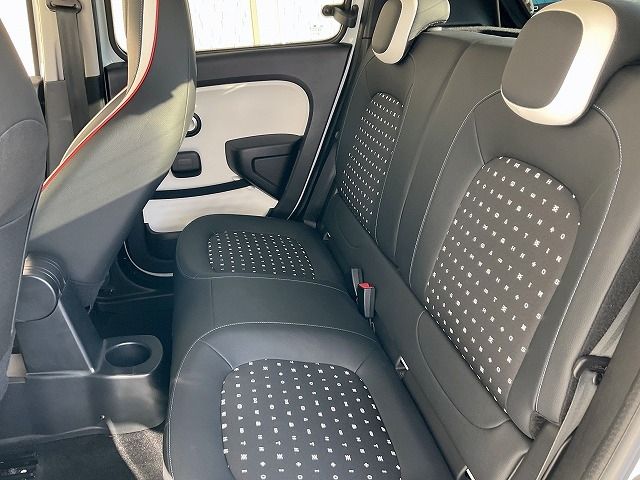 RENAULT TWINGO