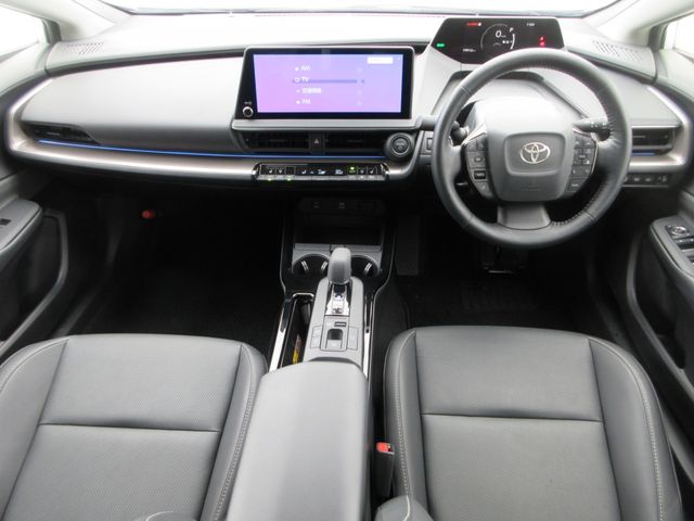PRIUS 4WD