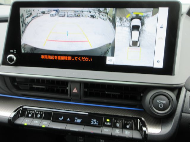 PRIUS 4WD