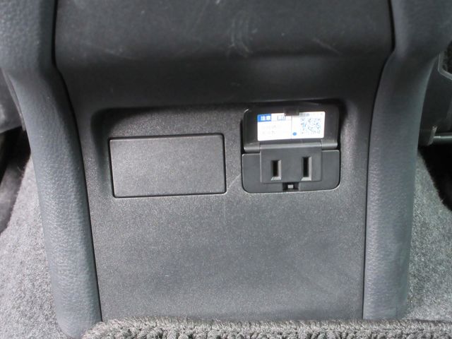 PRIUS 4WD