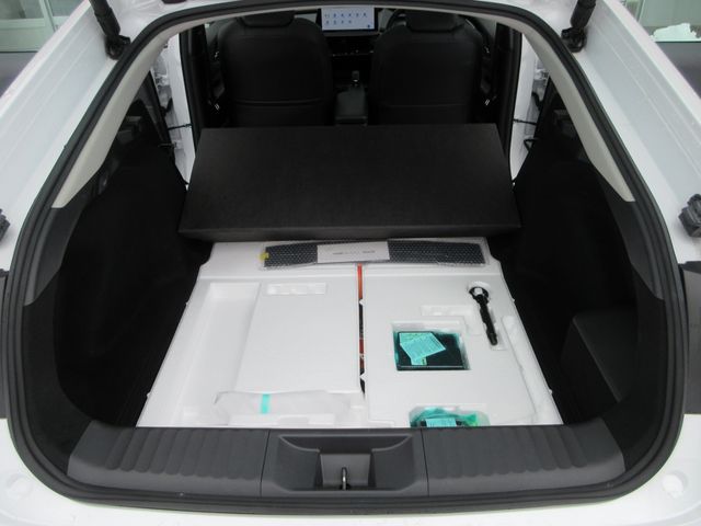 PRIUS 4WD