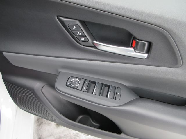 PRIUS 4WD